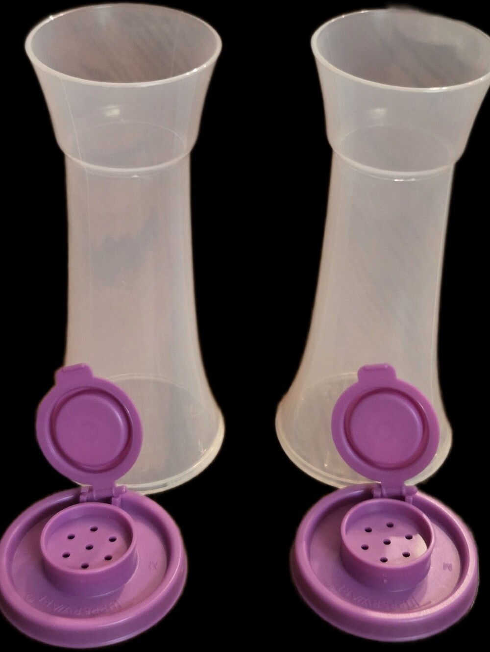 TUPPERWARE LG SALT AND PEPPER SHAKERS/PURPLE TOP